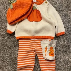 Jamie and Jack pumpkin outfit